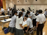 １